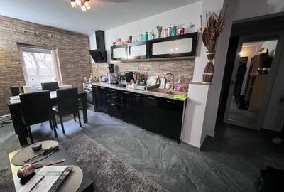 Apartament 2 camere,decomandat,zona Lido-Casa de pensii - 3