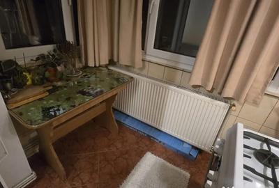 Apartament cu 2 camere decomandat în Galata - 2