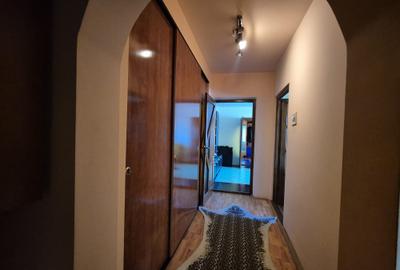 Apartament 3 camere, Targu Jiu, zona 9 Mai Apartament 3 camere, Targu Jiu, zona 9 Mai - 5