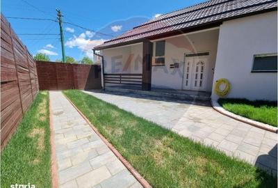Casă cu 4 camere cu Teren 300 Mp în Central - 11