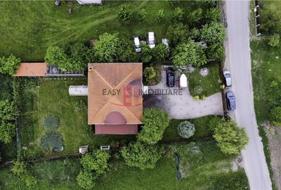 Casa individuala, strada asfaltata , 2 garaje, 900 mp, Unirii - 2