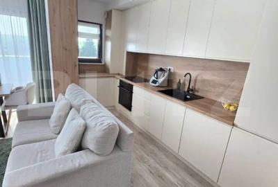 Apartament cu 3 camere în Universității - 2