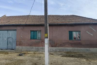Vand casa cu teren sat Sarbova - 10