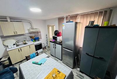 Casă cu 3 camere cu Teren 242 Mp în Central - 2