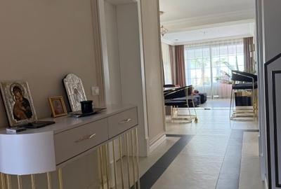 Casa cu personalitate, 6 camere, piscina- Proprietar - 7
