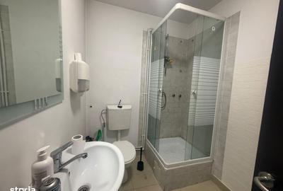 Casă cu 4 camere cu Canalizare în Romană - 1