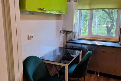 Vand apartament 2 camere central - 10