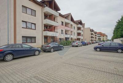 Apartament cu 3 camere de inchiriat in zona Tractorul