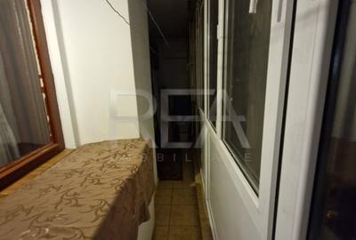 Apartament cu 4 camere - zona Auchan Vitan - 42