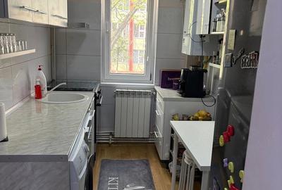 Apartament cu 2 camere semidecomandat în Micro 17 - 4