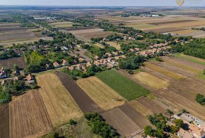 Casa 4 camere de Vanzare - 1