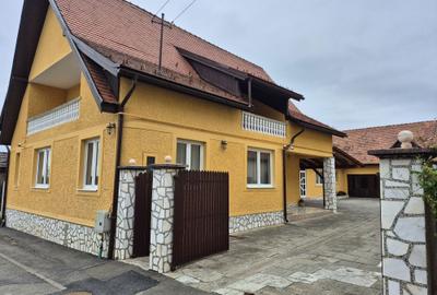 Casă cu 4 camere în Rășinari - 3