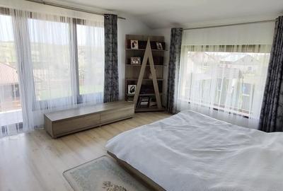 Casă cu 4 camere în Dragomirna - 5