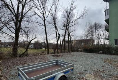 Teren de 1500 mp, în Hotvon - 4