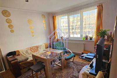 Apartament central, langa Scoala Generala nr. 1 si Colegiul - 3