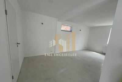 Inchirere spatiu comercial/birouri - 6