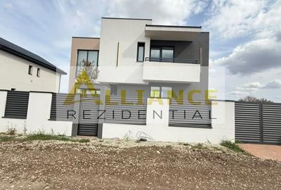 Casă individuală cu 4 camere decomandat cu Teren 310 Mp în Berceni