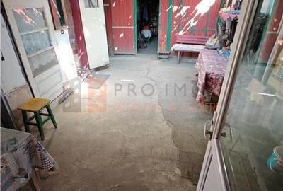 Casa tip parter si teren 1750 mp in zona Transilvaniei - 13