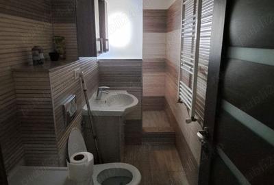 Apartament cu 3 camere decomandat în Sud - 3