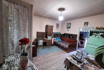 Casă cu 3 camere cu Teren 700 Mp în Livezile - 1