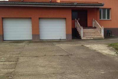 Casa strada Zla?ti Hunedoara - 2