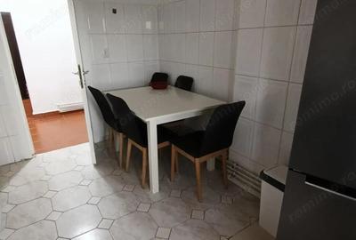 Apartament cu 3 camere 2 bai 2 balcoane Complexul Studentesc - 15