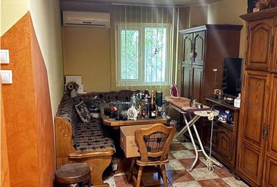 Apartament cu 4 camere decomandat, mobilat în Circumvalațiunii