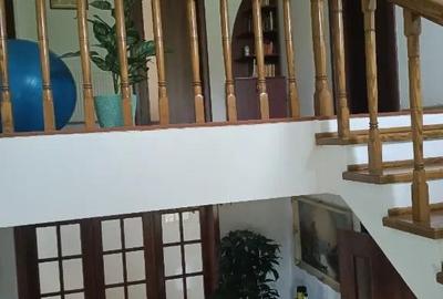 Casă cu 5 camere în Șura Mare - 18