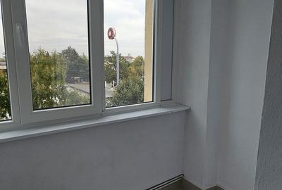 Apartament cu 3 camere decomandat în Soarelui - 6