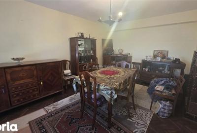Casă cu 4 camere cu Teren 168 Mp în Calea București - 3