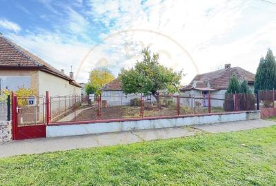 Casa 3 camere, Teren 518 mp Str. Florilor nr.5, Carei -Comision 0% cumparator Casa 3 camere, Teren 518 mp Str. Florilor nr.5, Carei -Comision 0% cumparator - 1