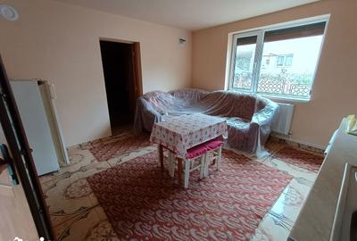 Casă cu 2 camere cu Teren 720 Mp în Central - 6