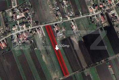 Teren de 5500 mp, în Stupini