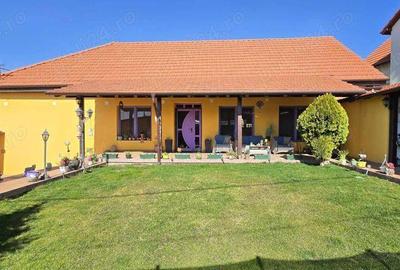 Casă cu 4 camere cu Teren 442 Mp în Central - 4