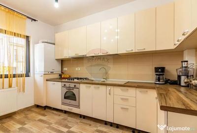 Casă cu 5 camere cu Teren 218 Mp în Dudu - 13