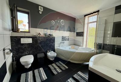 Casa individuala cu teren generos - Dambul Rotund, str. Odobesti - 9