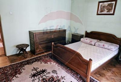 SINAIA- APARTAMENT DE VACANTA/ REZIDENTIAL- 3 camere in vila! SINAIA- APARTAMENT DE VACANTA/ REZIDENTIAL- 3 camere in vila! - 23