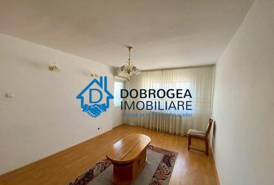 Apartament cu 3 camere decomandat, mobilat în C5 - 7