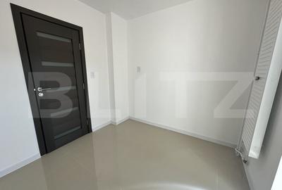 Apartament cu 2 camere decomandat în Rovine - 4