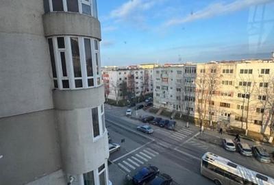 Apartament cu 4 camere decomandat, mobilat în Central - 10