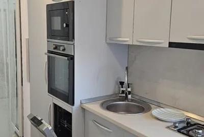 Apartament de 2 camere, decomandat si foarte spatios, Central Adress - 5