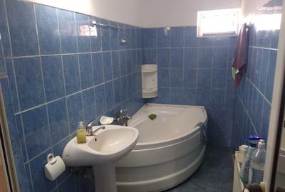 Apartament cu 2 camere decomandat în Zăvoaia - 4