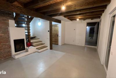 Casă cu 4 camere cu Canalizare în Central - 13