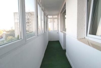 Apartament cu 2 camere semidecomandat în Progresul - 3