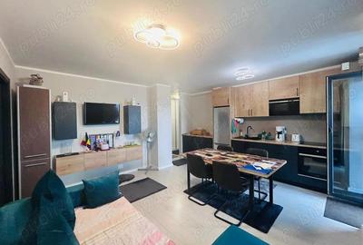 Apartament cu 3 camere semidecomandat în Sud