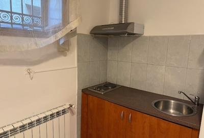 Apartament cu 3 camere decomandat în Gara de Nord - 1