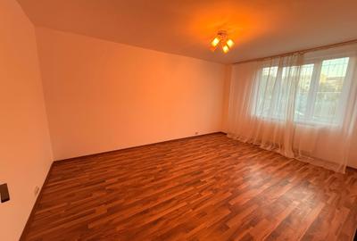 Apartament cu 3 camere semidecomandat în Exterior Vest - 2