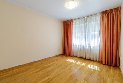 De inchiriat - Casa pentru sediu de firma / birouri - Sector 4 - 4