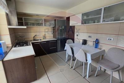 Casă cu 7 camere cu Teren 1371 Mp în Nord-Est - 26