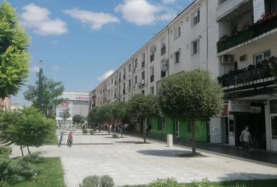 Apartament Centru langa Platou Dacia etaj 2!!